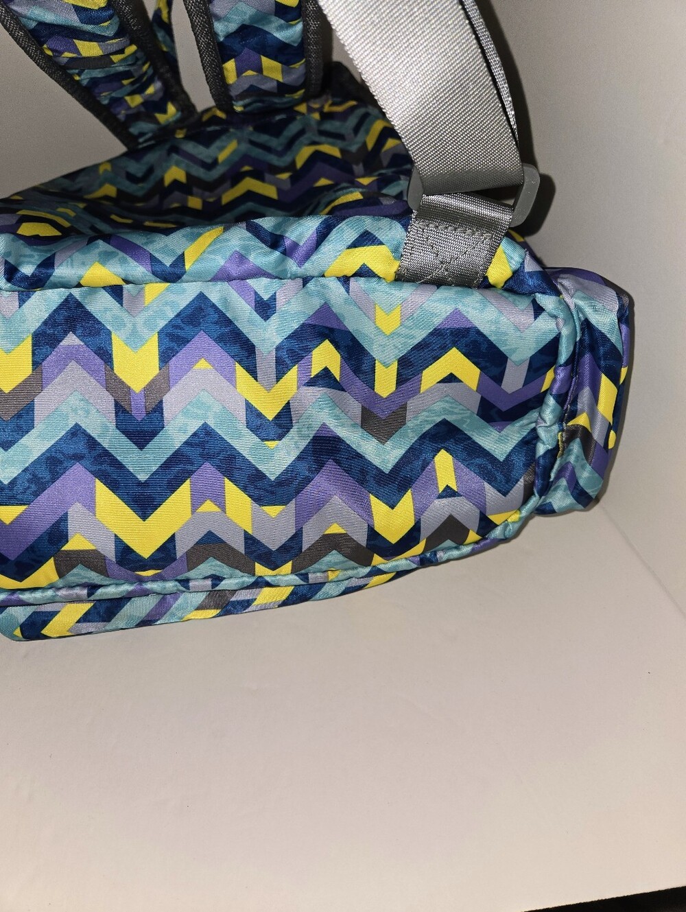 Chevron Print Drawstring Backpack in Teal - Navy & Yellow - Picture 11 of 13